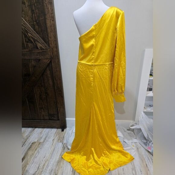 Mac Duggal 26712 One Shoulder Bishop Sleeve Trumpet Gown NWOT size 14 Yellow - Picture 5 of 7